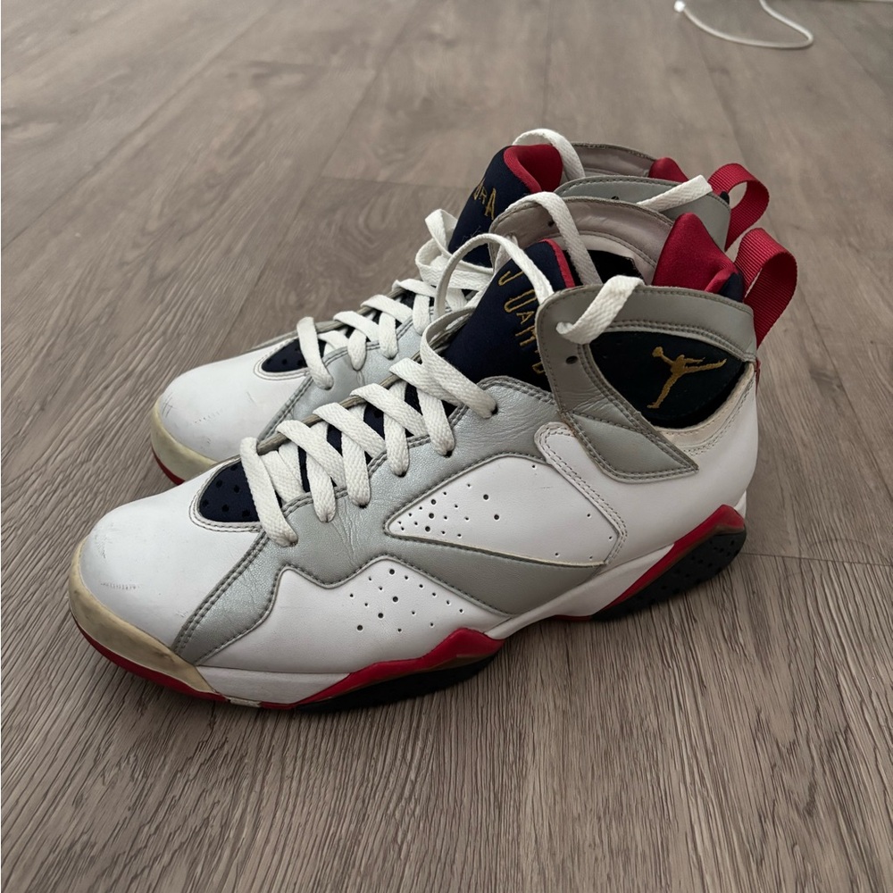Jordan Men's White and Red Sneakers